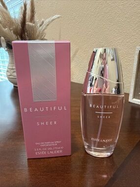 Estee Lauder Beautiful Sheer Eau de Parfum Spray in open box HARD TO FIND